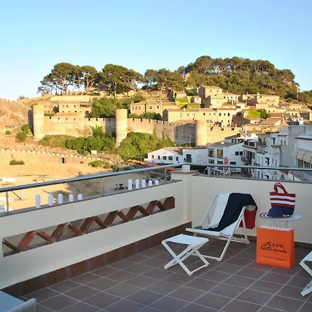 Victoria Hotel *